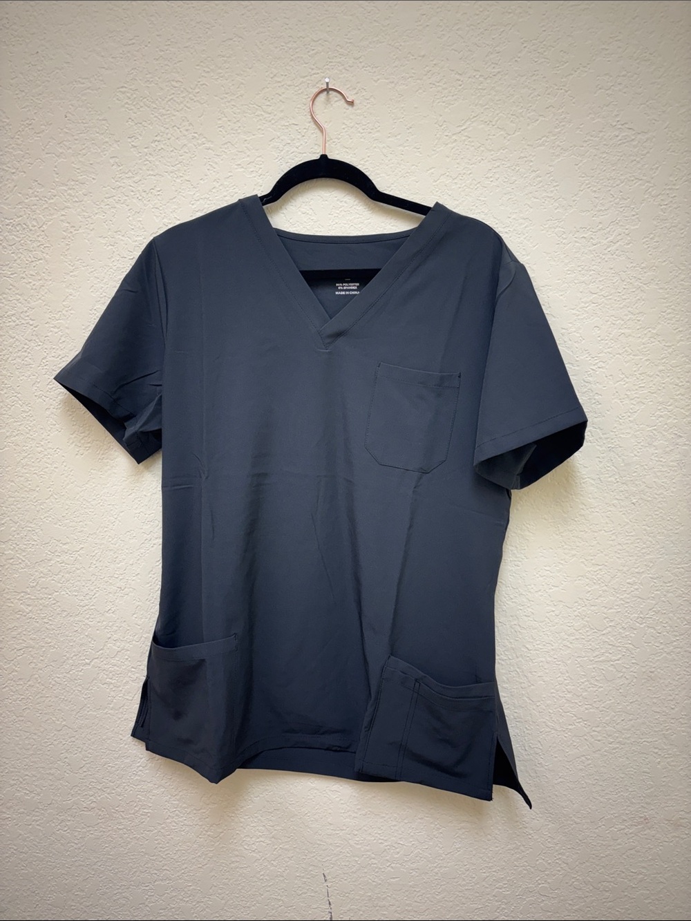 Men's V-Neck Scrub Top — Charcoal Gray